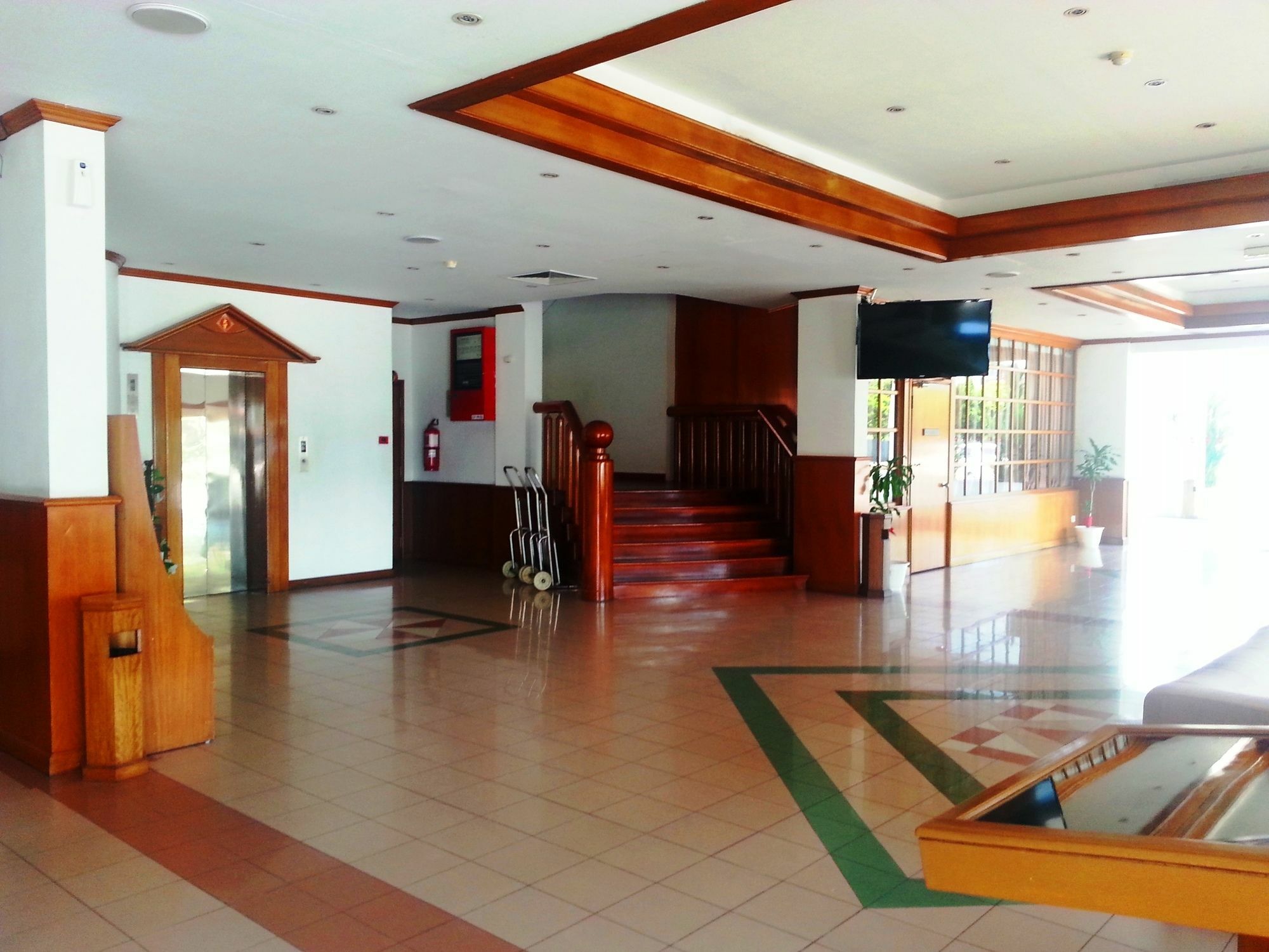 Sanbay Hotel SDK Buitenkant foto